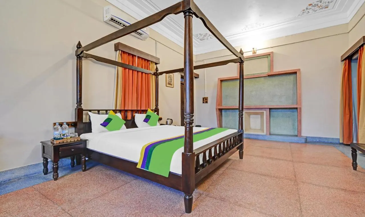 Treebo The Regal House, Near Fateh Sagar Lake 우다이푸르 3*,